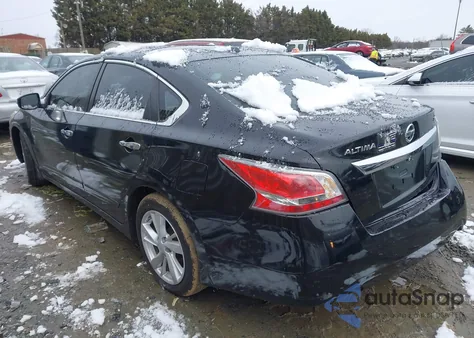 2015 Nissan Altima 2.5 Sv from USA, damaged, VIN 1N4AL3AP7FC232374